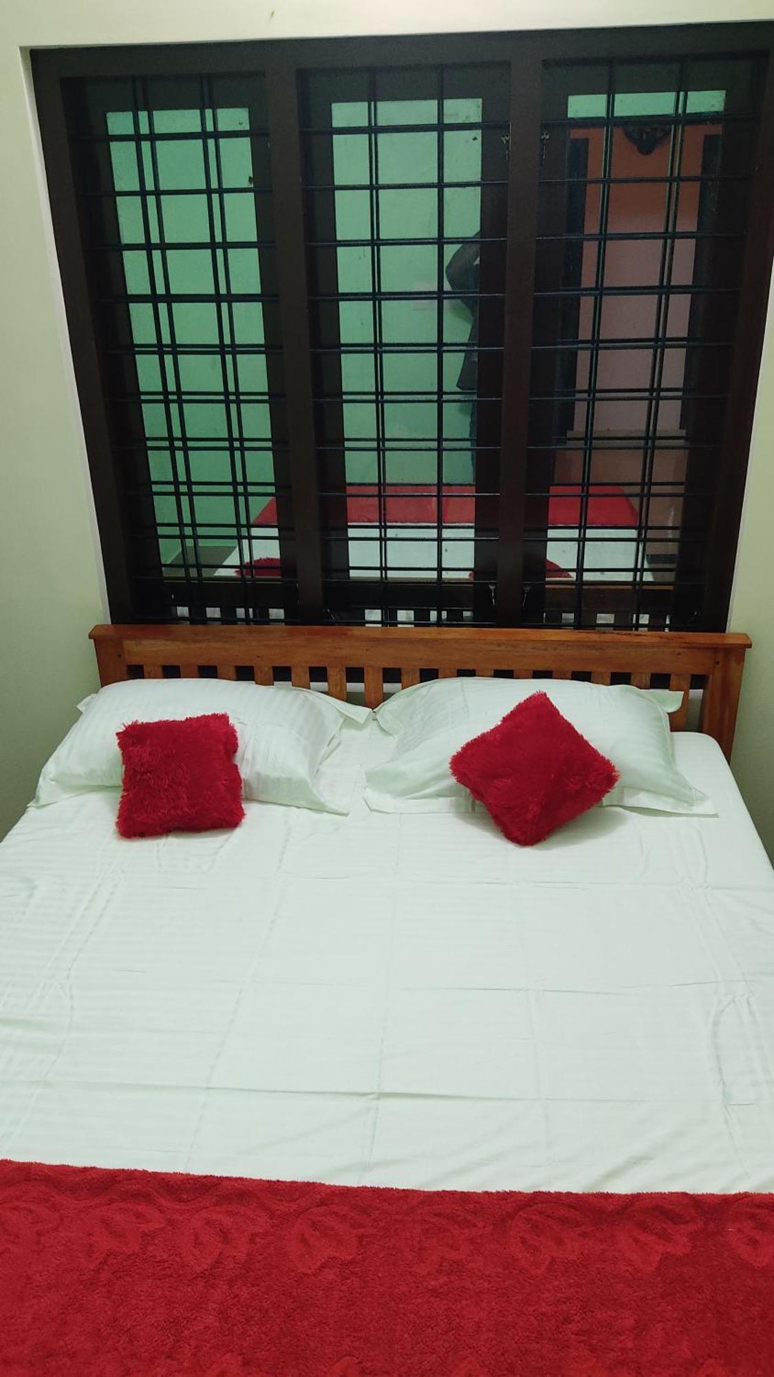 Alpine Aura Villa Vagamon Exterior photo